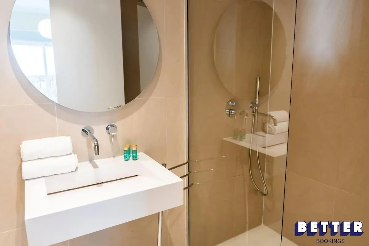 Апартаменты Luxurious Marbella Apt Near Puerto Banus - Hot Tub