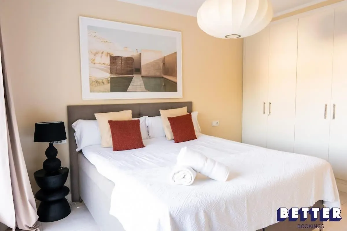 Luxurious Marbella Apt Near Puerto Banus - Hot Tub