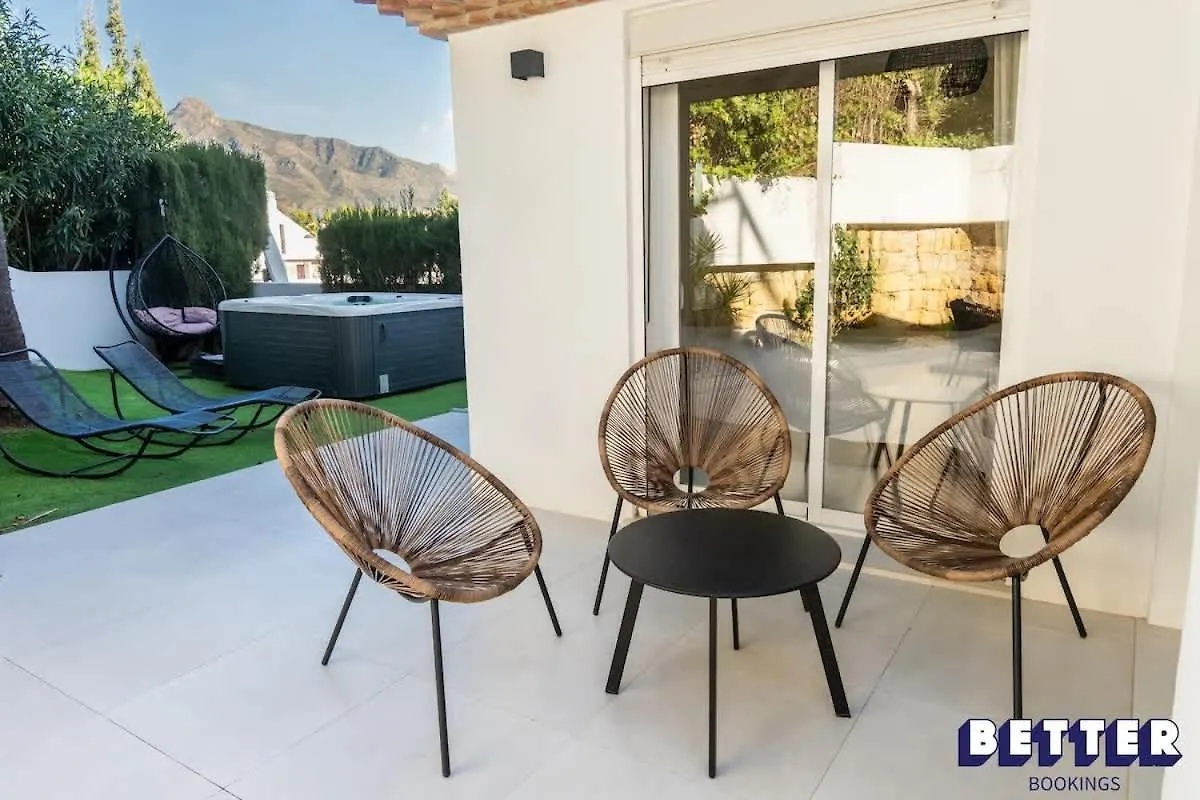 Luxurious Marbella Apt Near Puerto Banus - Hot Tub