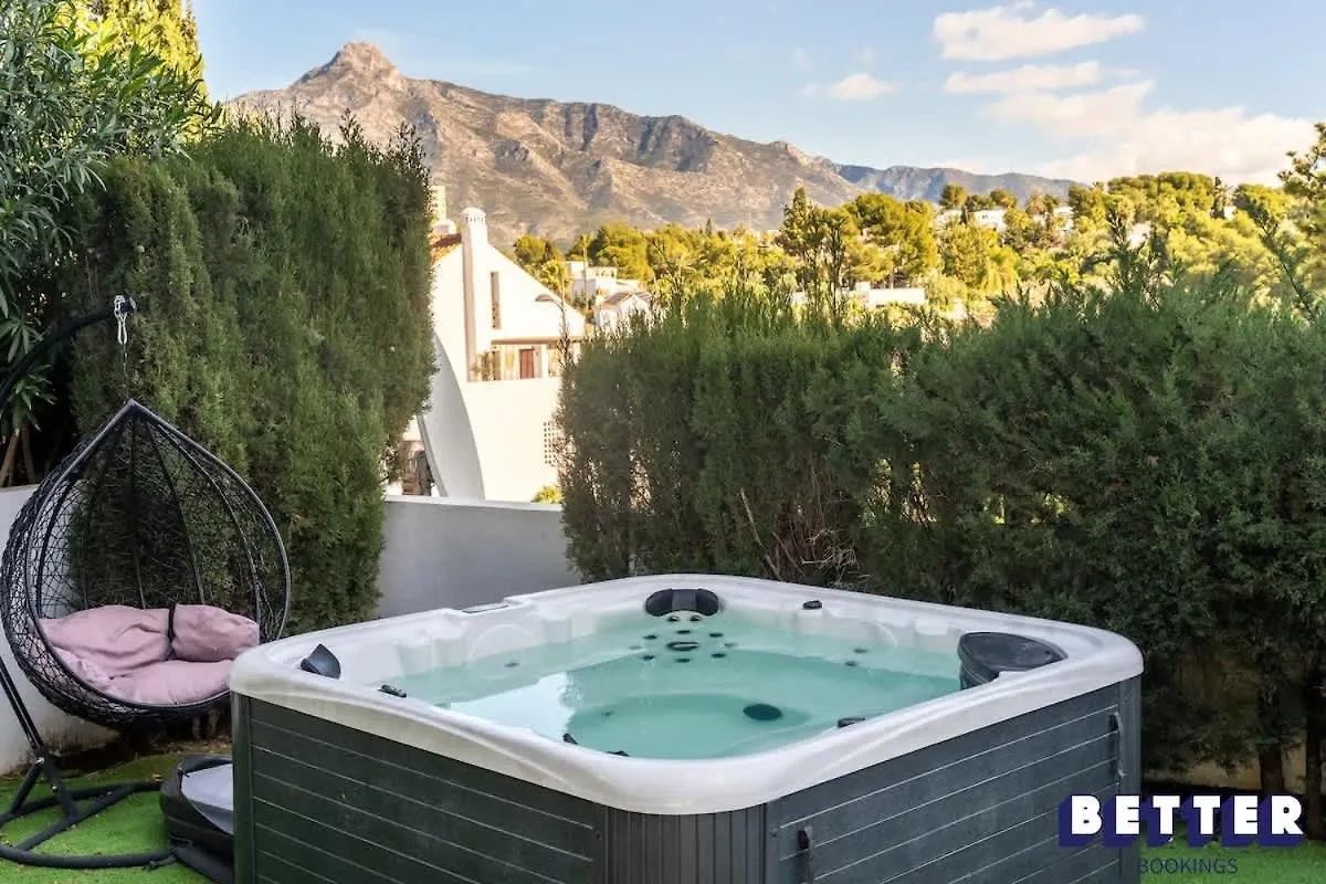 Luxurious Marbella Apt Near Puerto Banus - Hot Tub